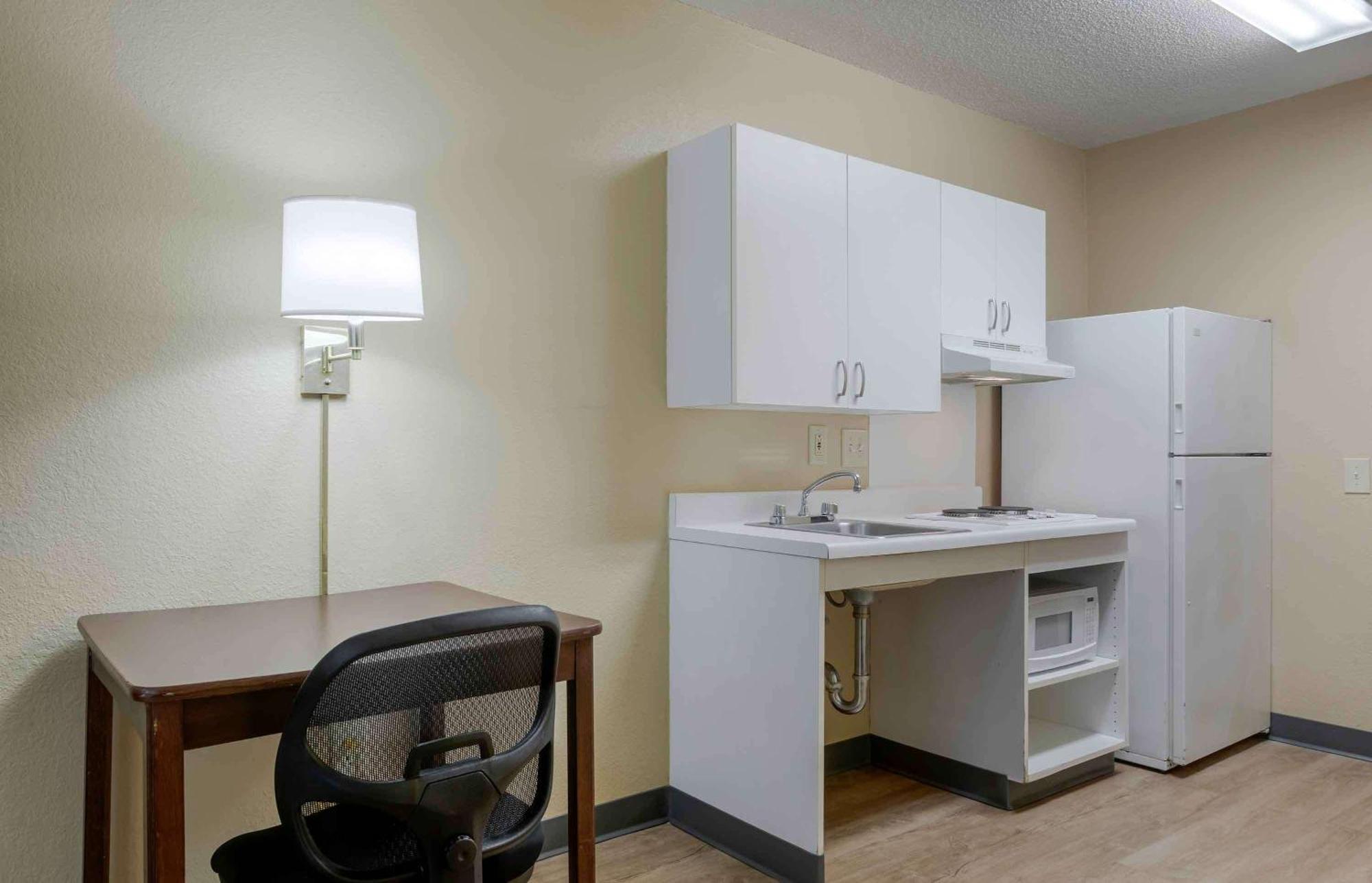 Extended Stay America Suites - Oklahoma City - Airport Exterior foto